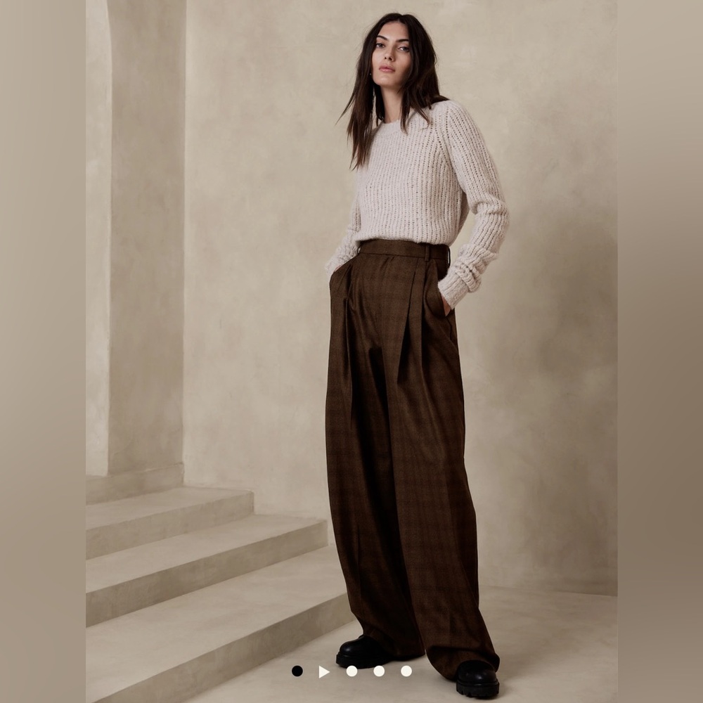Banana Republic Brown Wide Leg Pants with Cream Sweater